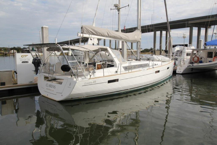 Beneteau Oceanis 45 CLARENS for sale with Yeoman Yachts